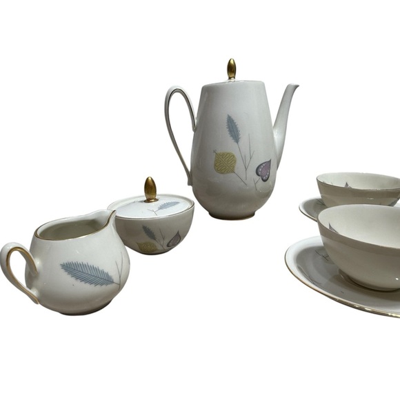 Vintage Mid -Century Modern Eschenbach Bavaria porcelain “Spring Theme” tea set - Picture 3 of 10